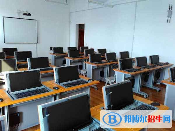 眉山女生讀什么中專學校好