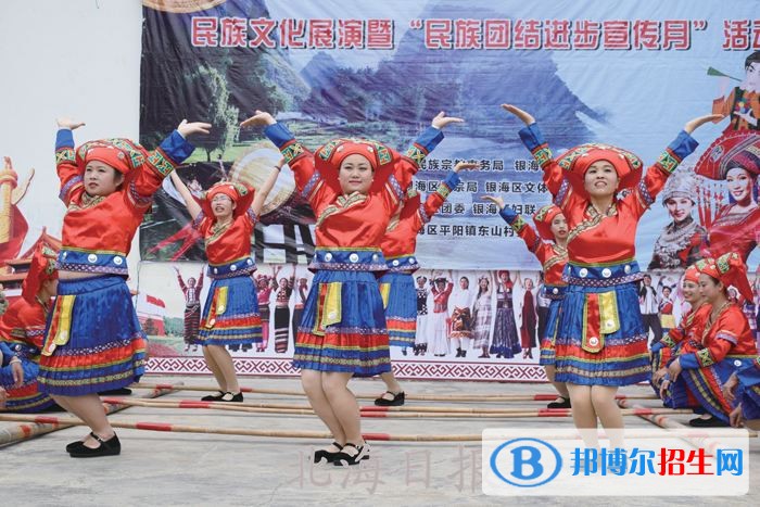 樂山讀什么中專學(xué)校