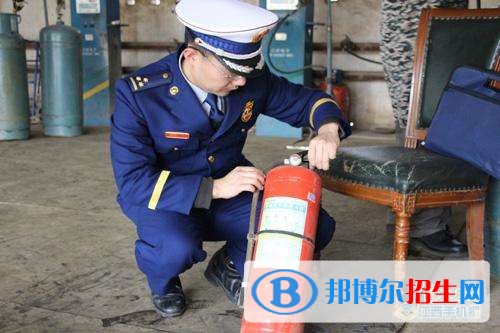 樂(lè)山讀中專學(xué)校有什么專業(yè)