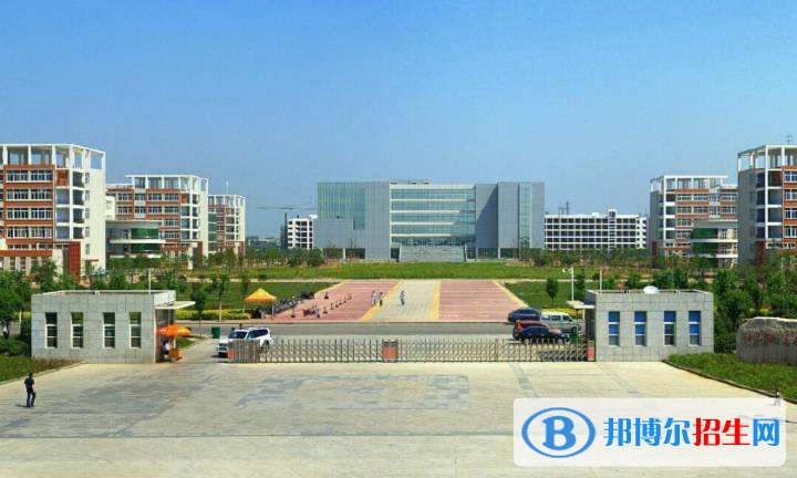 許昌職業(yè)技術(shù)學(xué)院單招報(bào)名時(shí)間
