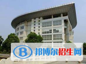 樂山哪個中專學校比較好