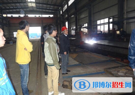 樂山中專學(xué)校哪個(gè)專業(yè)最好