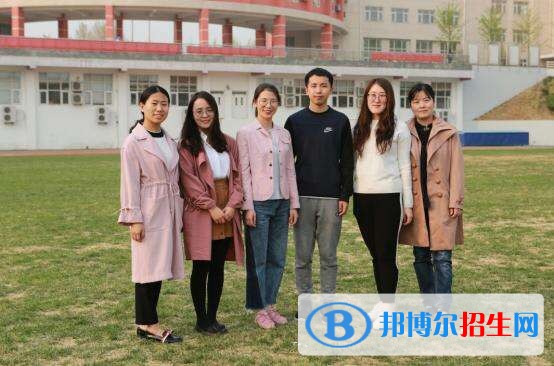 北京勞動(dòng)保障職業(yè)學(xué)院?jiǎn)握谐煽?jī)查詢時(shí)間