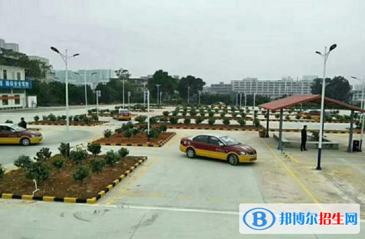 湛江汽車技工學校有哪些專業(yè)