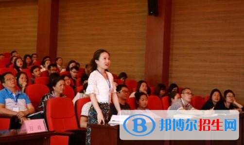 樂山中專學(xué)校好還是大專好