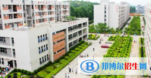 化州綜合職業(yè)技術(shù)學(xué)校地址在哪里