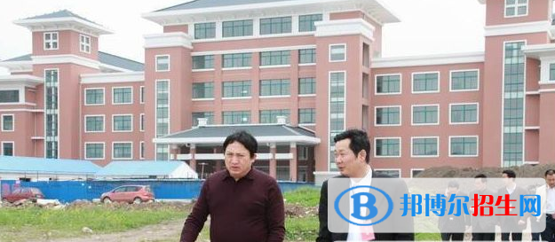 雅安高中女生讀什么中專學校好