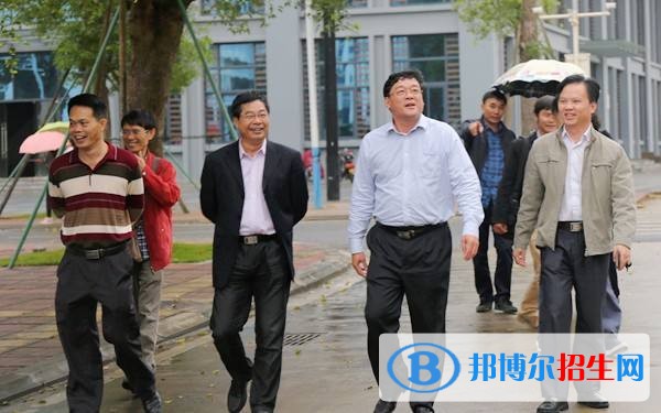 雅安哪個中專學(xué)校最好