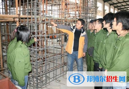 雅安中專學校都能學什么