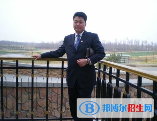 德陽初中畢業(yè)可以讀中專學(xué)校嗎