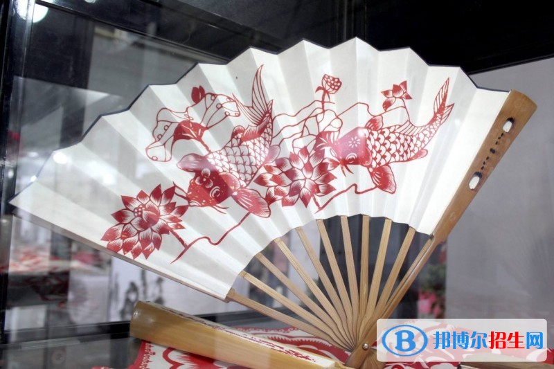 無錫女生讀什么中專學(xué)校