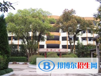 達(dá)州科技職業(yè)技術(shù)學(xué)校2019年報名條件、招生對象
