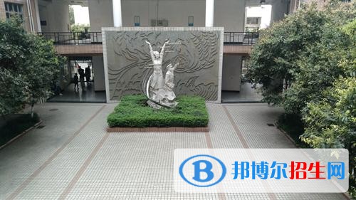 成都成醫(yī)一附院護士學校網(wǎng)站網(wǎng)址