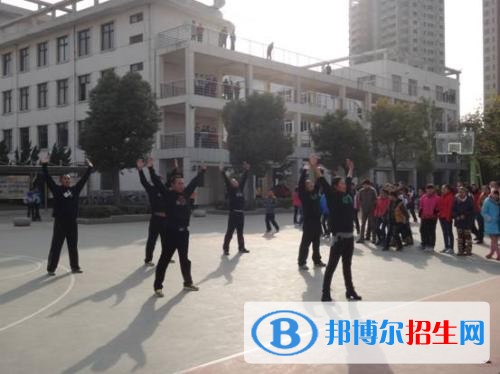 徐州沒(méi)初中畢業(yè)證能去中專(zhuān)學(xué)校