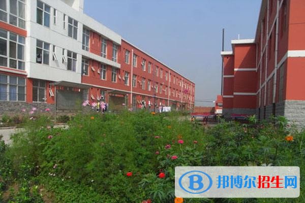 石家莊讀中專學(xué)校有什么專業(yè)
