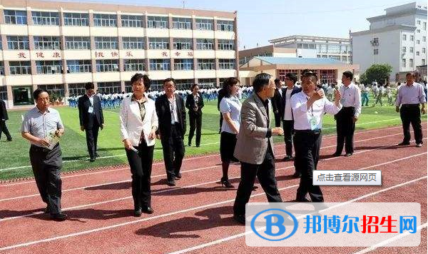 白銀中專學校包就業(yè)嗎