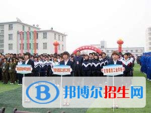 白銀初中畢業(yè)上中專學(xué)校