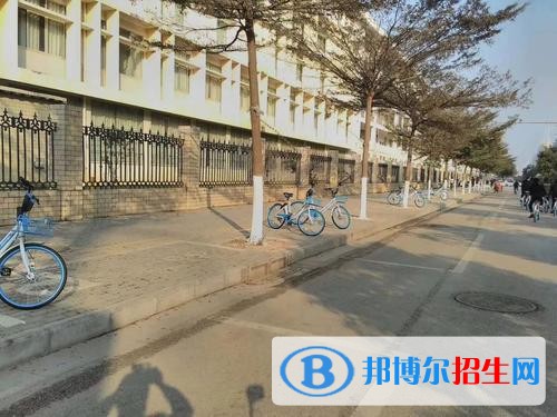 廣西工業(yè)職業(yè)技術(shù)學(xué)院單招報名時間