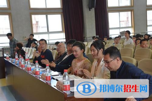 廣西英華國際職業(yè)學院單招報名時間