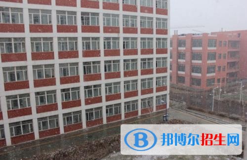 新疆職業(yè)大學(xué)單招2019年單獨招生報名條件、招生要求、招生對象