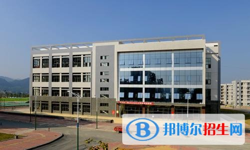 遵義職業(yè)技術(shù)學(xué)院五年制大專2019年報名條件、招生要求、招生對象