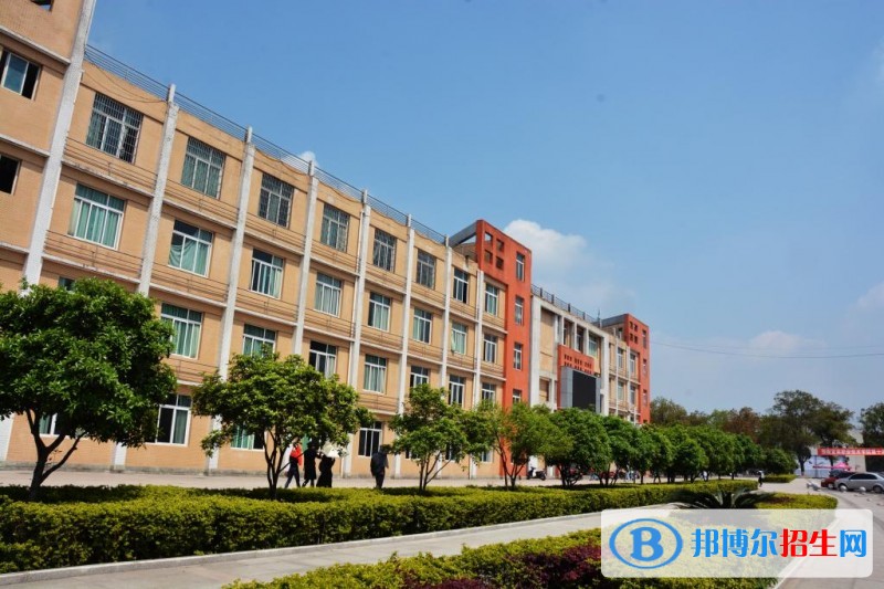 宜賓職業(yè)技術學院3