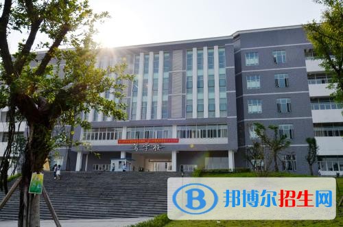 重慶建筑工程職業(yè)學院五年制大專2019年報名條件、招生要求、招生對象