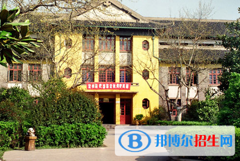 杭州市中策職業(yè)學校4