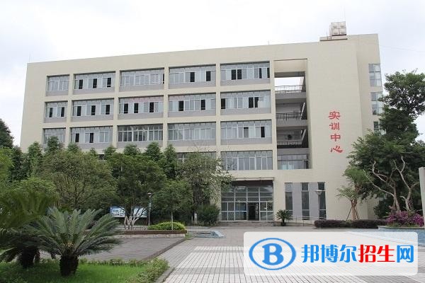 四川大邑職業(yè)高級中學(xué)1