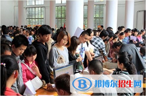 漢中職業(yè)技術(shù)學(xué)院五年制大專2019年報名條件、招生要求、招生對象