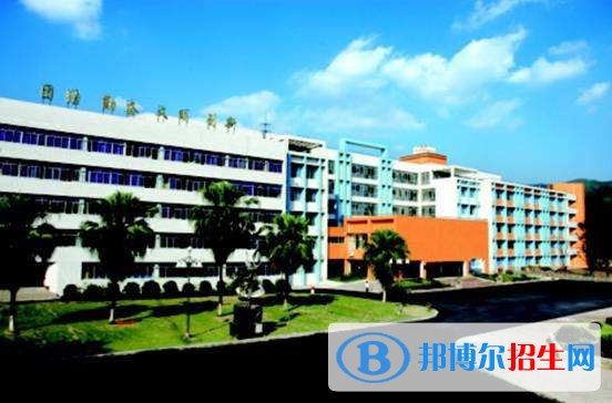 重慶市農(nóng)業(yè)學(xué)校招生條件，管理模式