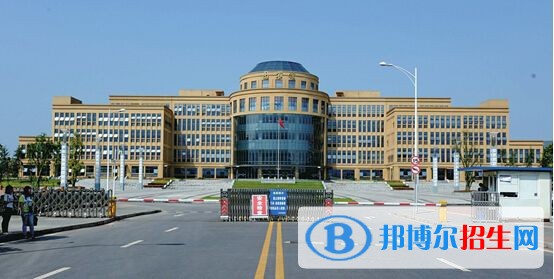 重慶電信職業(yè)學(xué)院報考條件 錄取規(guī)則