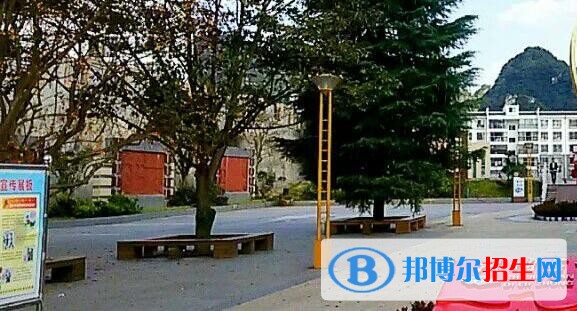 織金第二中學(xué)2019年學(xué)費(fèi)、收費(fèi)多少