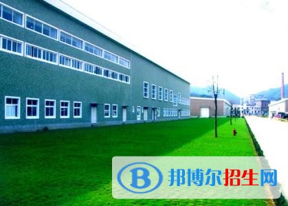 貴陽(yáng)精工科技學(xué)校的2019招生簡(jiǎn)章