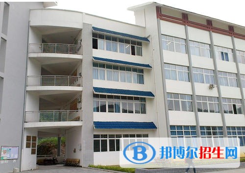 銅仁廣播電視大學(xué)中專(zhuān)部就業(yè)情況與師資力量