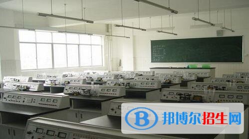 貴陽(yáng)第五中學(xué)2019年報(bào)名條件、招生要求、招生對(duì)象