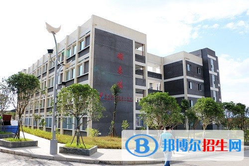 貴州納雍第一中學2019年報名條件、招生要求、招生對象