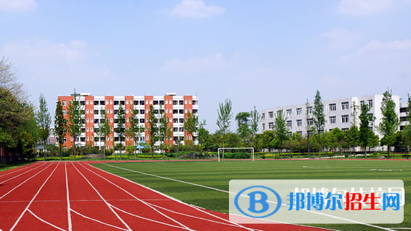 成都指南針職業(yè)技術學校1