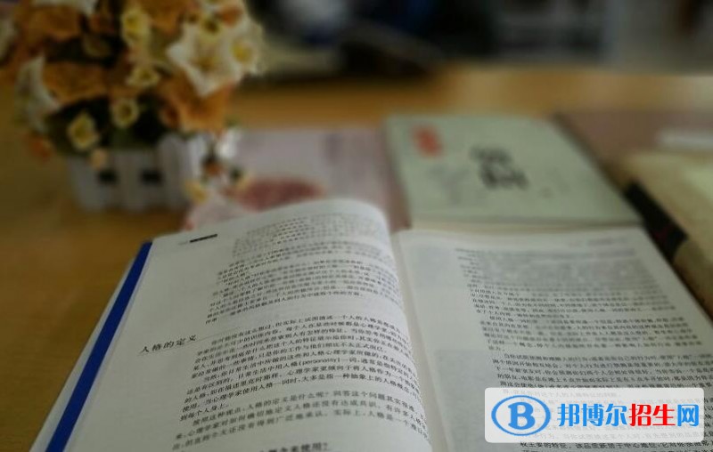 湖南初中畢業(yè)中專學校都有什么專業(yè)