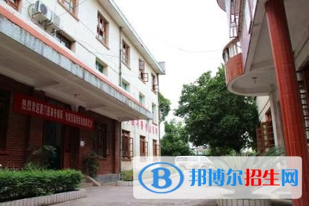 三明醫(yī)學(xué)科技職業(yè)學(xué)院?jiǎn)握?019年報(bào)名條件、招生要求、招生對(duì)象