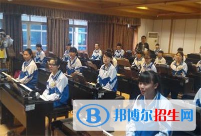 當(dāng)幼師的樹(shù)立威信是否必要
