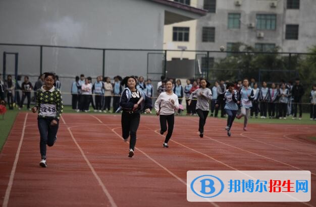 貴州貞豐中學(xué)2019年報(bào)名條件、招生要求、招生對象