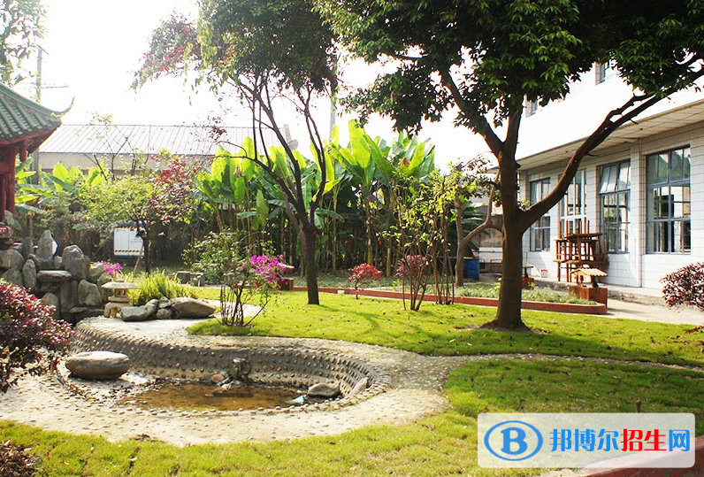 成都武侯亞細亞職業(yè)學(xué)校3
