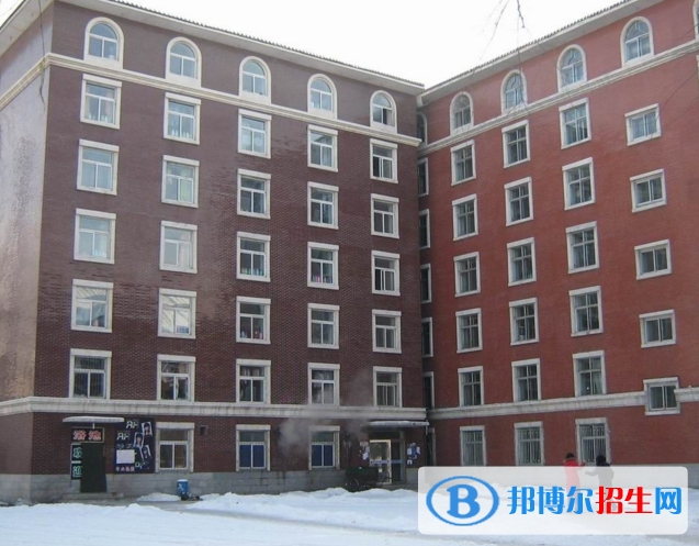 吉林工業(yè)職業(yè)技術(shù)學(xué)院?jiǎn)握?