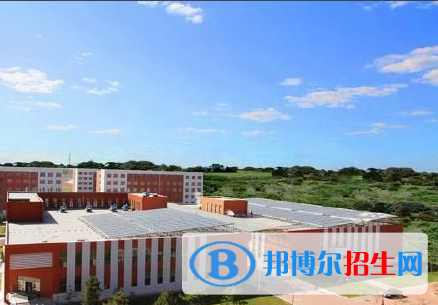 長春汽車工業(yè)高等專科學(xué)校4