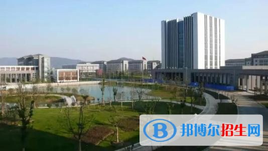 無錫城市職業(yè)技術(shù)學院五年制大專2019年招生辦聯(lián)系電話