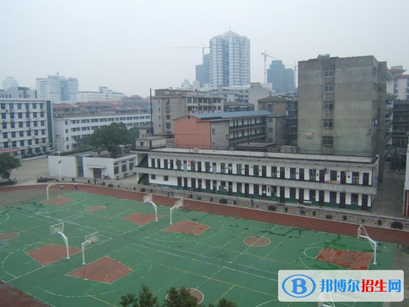 長沙中專學費多少