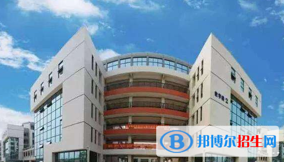 長(zhǎng)沙女孩子讀中專學(xué)什么好