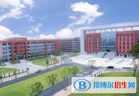 長(zhǎng)沙中專學(xué)?？梢钥即髮W(xué)嗎