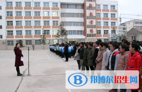 甘南州衛(wèi)生學(xué)校五年制大專2020年學(xué)費、收費多少